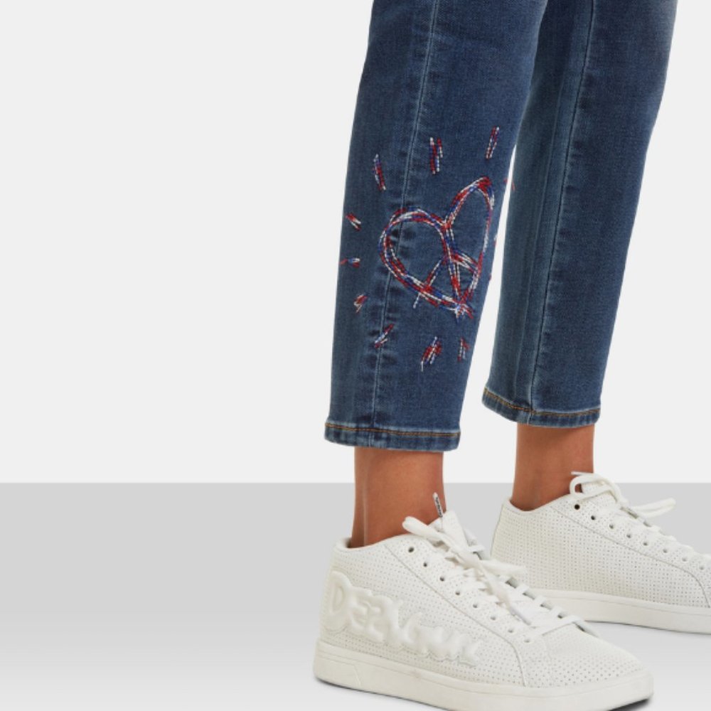 NWT Desigual Ankle Crop Embroidered Skinny Jeans Size 0 - Picture 2 of 11